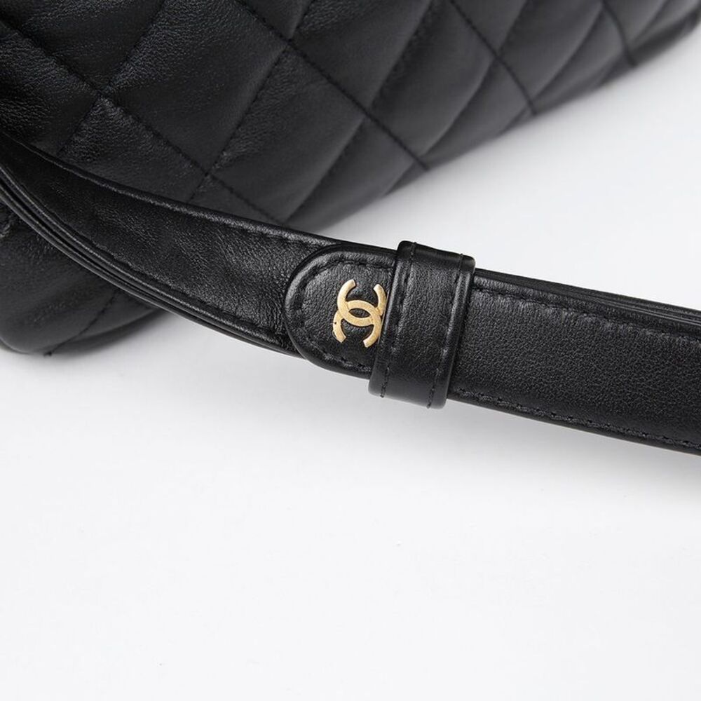 Medium Camera Case Crossbody - image 5